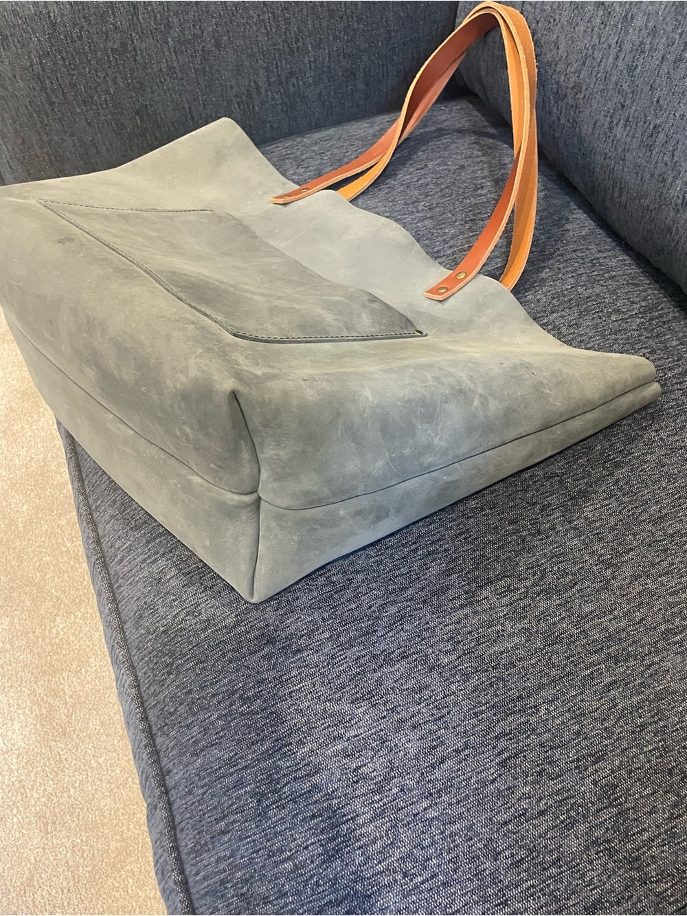 Portland Leather Large Peppercorn Tote - Picture 6 of 13